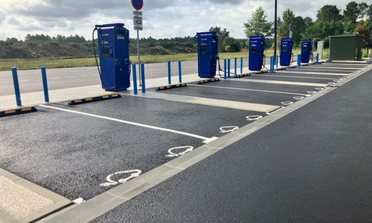 marquage au sol stations de recharge